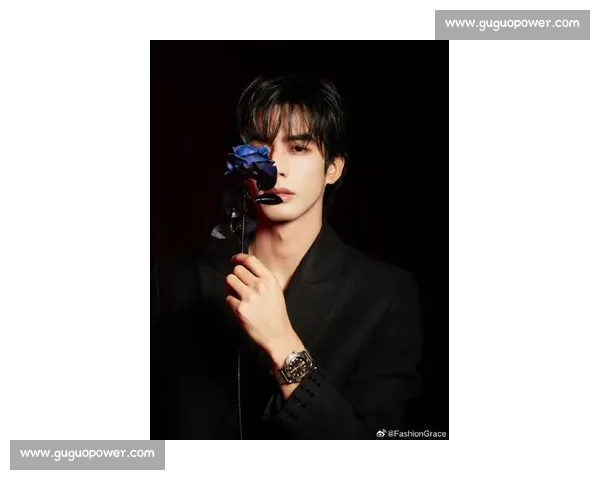 建模脸配雕塑身！宋威龙的反差杀太绝